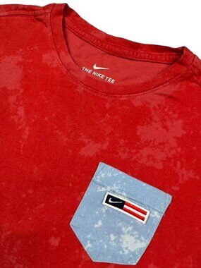 The Nike Tee Men’s Round Neck T-Shirt Red Tie Dye • Small